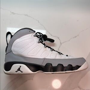 Air Jordan 9 Retro BG - Barons (2015)?